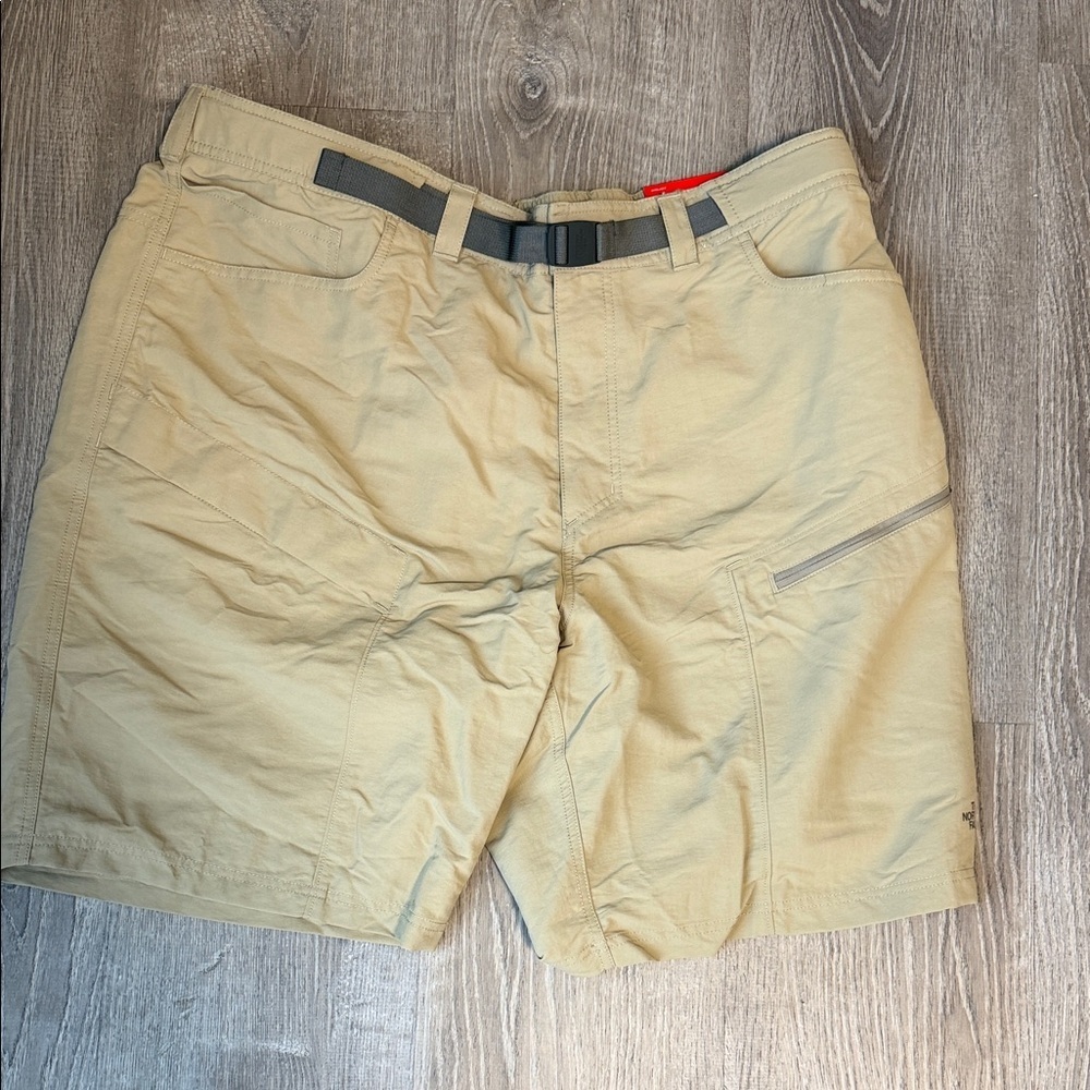 The North Face Paramount Trail Hiking Shorts Dune Beige XXL NWT
